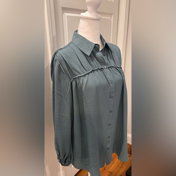 Max Studio Blouse | Medium | Teal - Picture 2 of 9